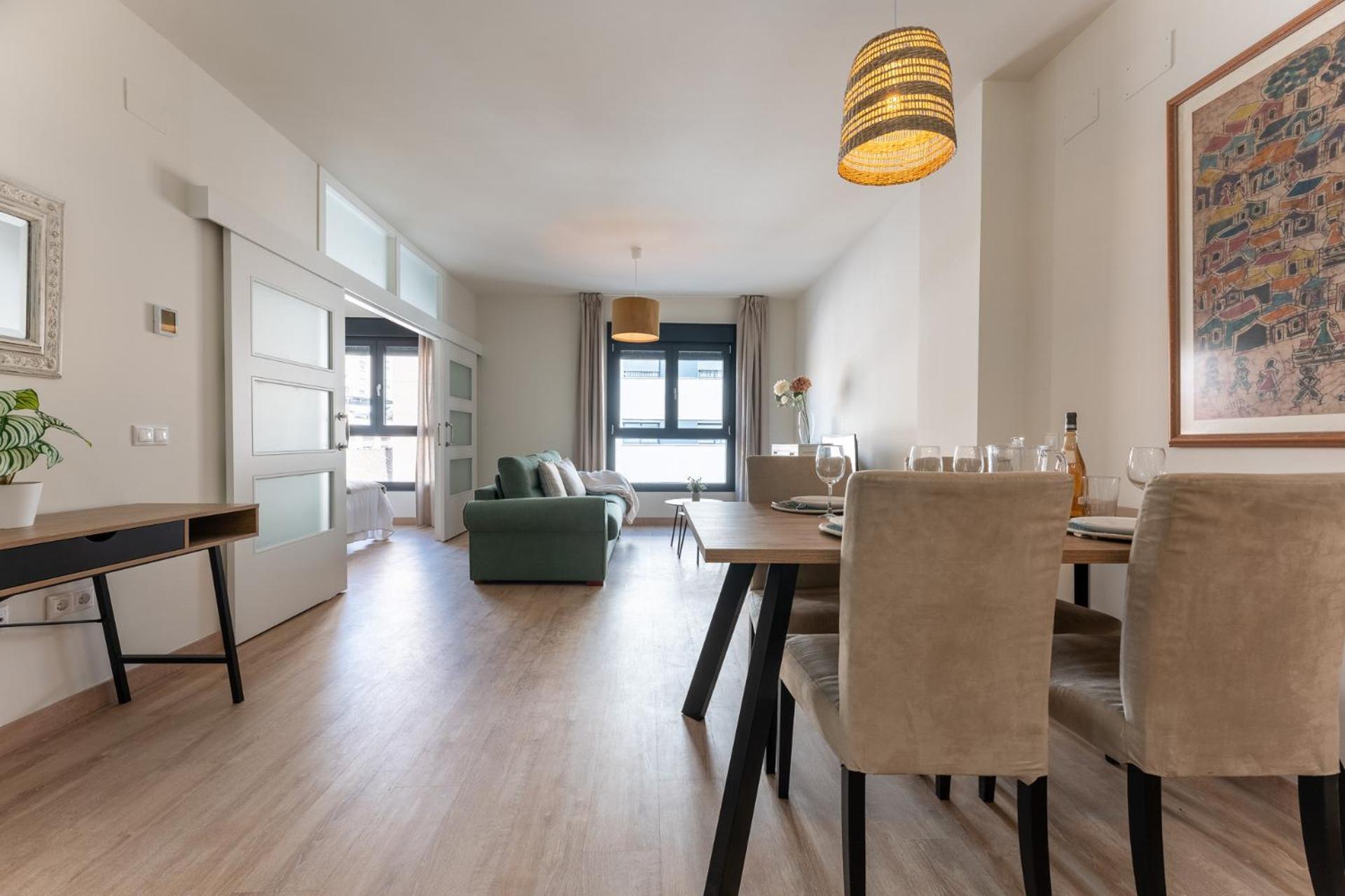 Malagasuite Comfortable Home Apartments Bagian luar foto